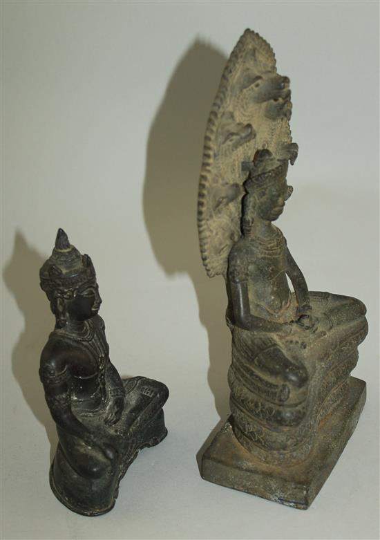 A Ceylonese bronze figure of Buddha and a similar Thai figure, 19th century or earlier, 15.5cm